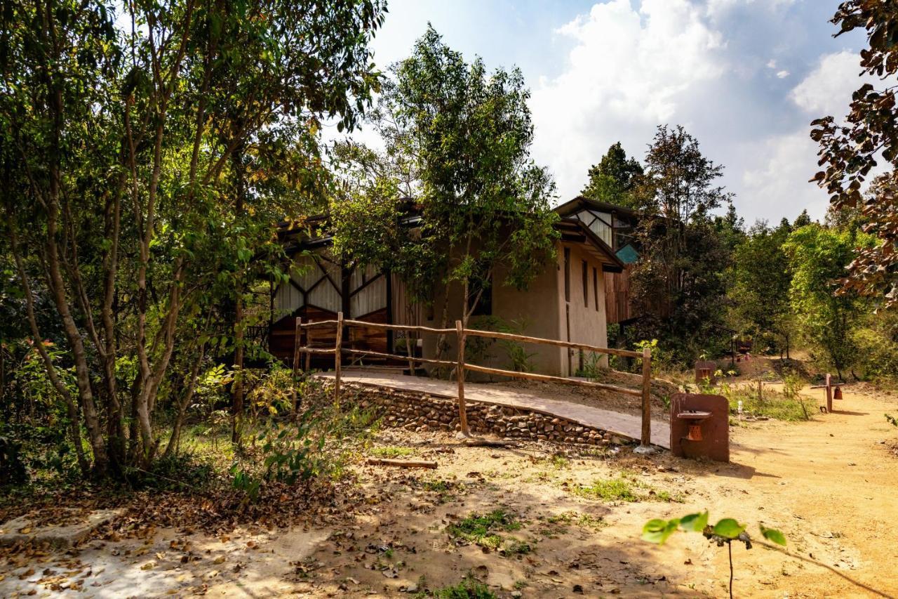 Kanha Jungle Camp Luaran gambar