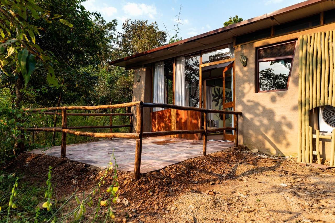 Kanha Jungle Camp Luaran gambar